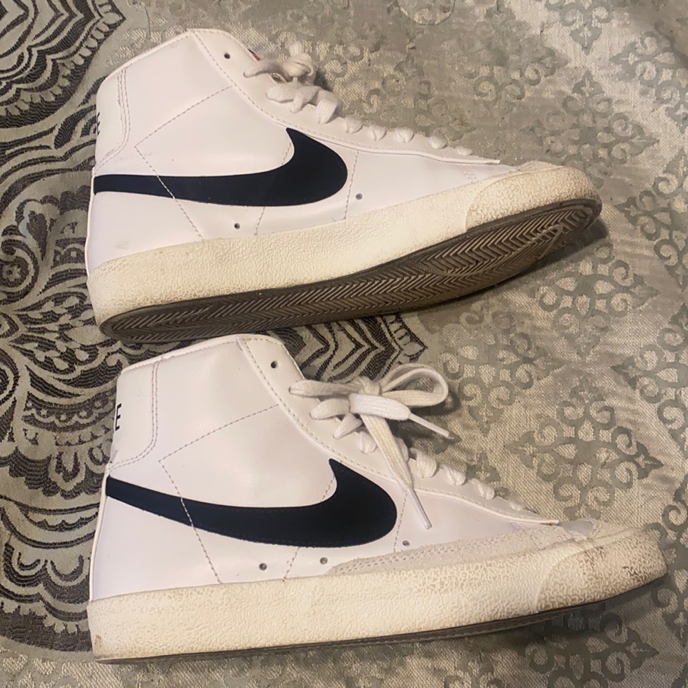 Nike blazer mid ‘77
